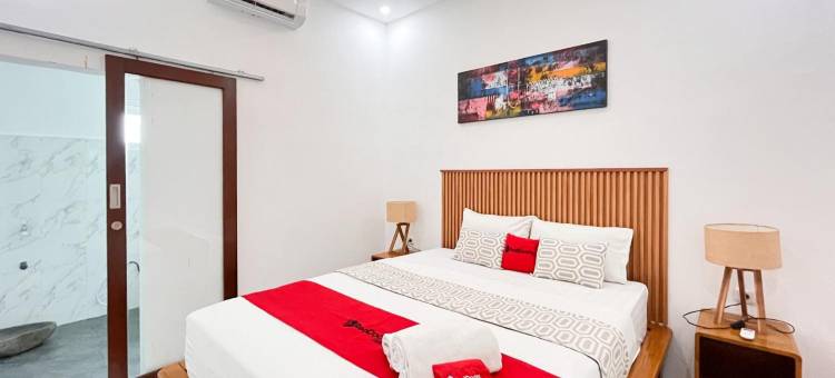 RedDoorz near Alun Alun Tanjunganom Nganjuk 2图片