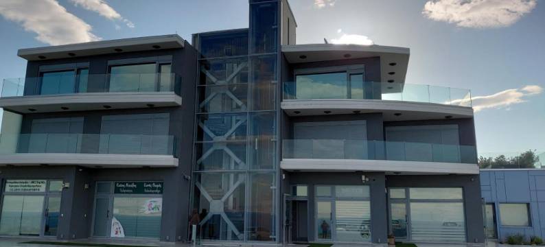 罗得岛天际线套房酒店(Rhodes SkyLine Suites)图片