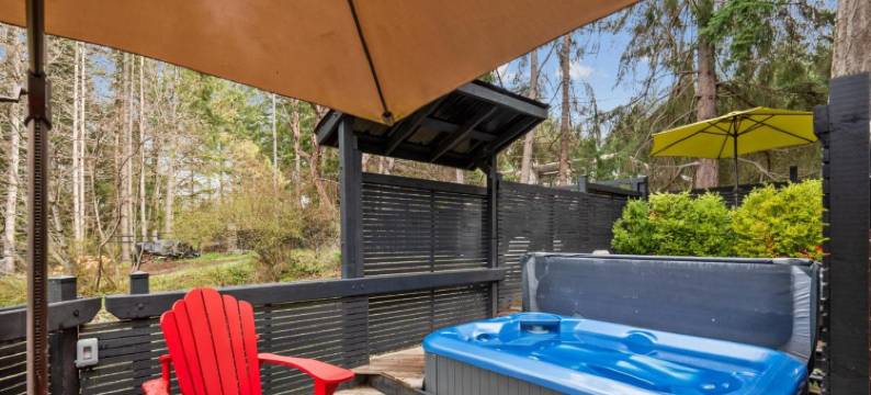 盐泉马车房住宿加早餐旅馆(Salt Spring Carriage House B&B)图片