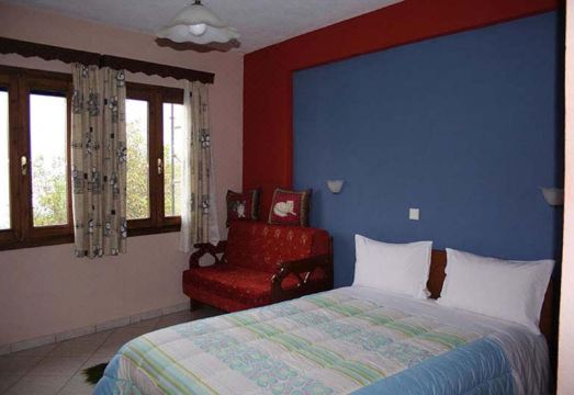 Guesthouse Mitsiopoulou Hotel Overview