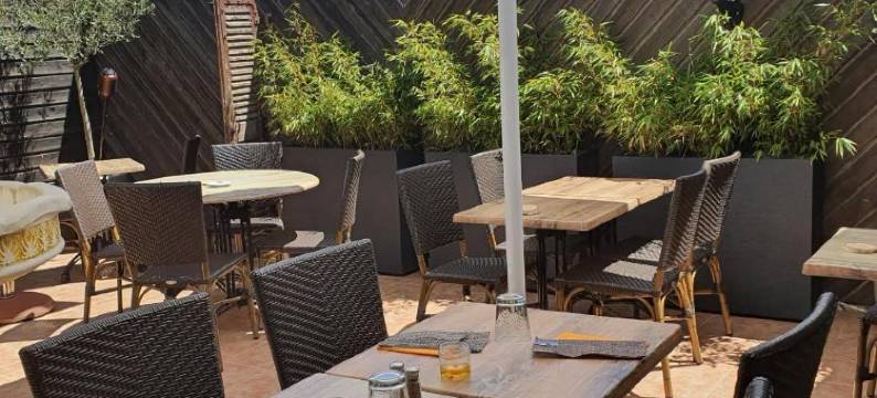 可里佩利城堡酒店餐厅(Hotel Restaurant la Creperie du Chateau)图片