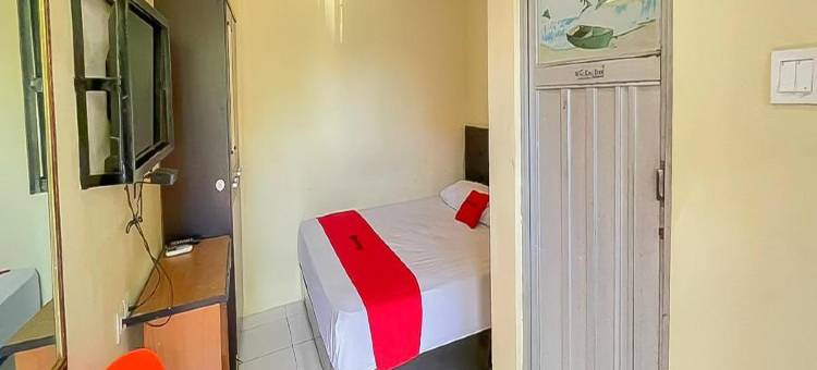 OYO2025瓦希丁旅馆(RedDoorz at Wahidin Street Cirebon)图片