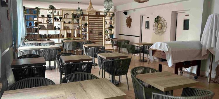 克拉普之家酒店(Logis Hotel de La Clape)图片