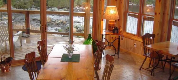 阳光岩石住宿加早餐酒店(Sunny Rock Bed & Breakfast)图片