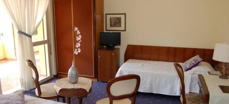 布洛利亚酒店(Hotel Broglia)图片