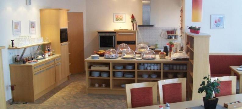 拉伦森兰德酒店(Landhotel Larenzen)图片