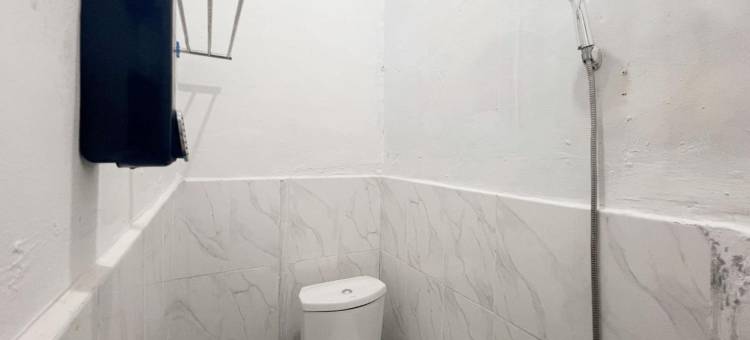 德哈斯宾馆-近班达拉城市广场-红门酒店合作(Penginapan Dheas Mitra RedDoorz)图片