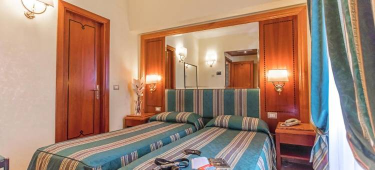 莱克斯雷利酒店(Raeli Hotel Lux)图片