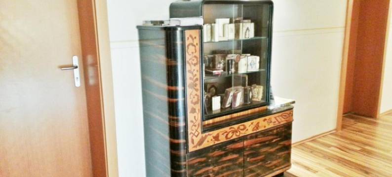 盖斯特豪斯兹尔维本玫瑰旅馆(Gästehaus Zur weißen Rose)图片