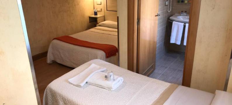 卡斯蒂略哈维尔酒店(Hotel Castillo de Javier)图片