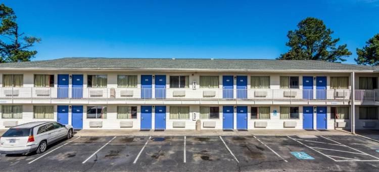 北卡罗莱纳兰伯顿 6 号汽车旅馆(Motel 6 Lumberton, NC)图片