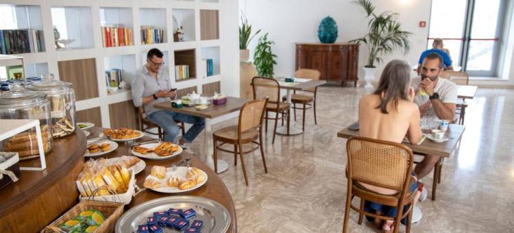 阿迪亚提克酒店(Hotel Adriatico)图片