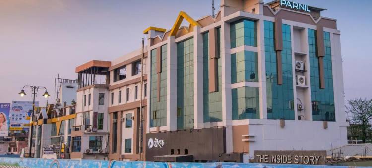 特雷布潮流帕尼尔宫酒店(Parnil Palace)图片