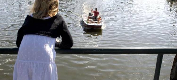 Hotelhuisjes 安代克酒店(Hotelhuisjes Andijk)图片