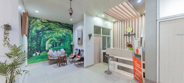 红多兹酒店-近万隆新市场(RedDoorz Near Pasar Baru Bandung)图片