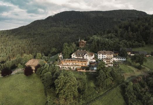 Gasthof Kohlern 1130 m Hotel Overview