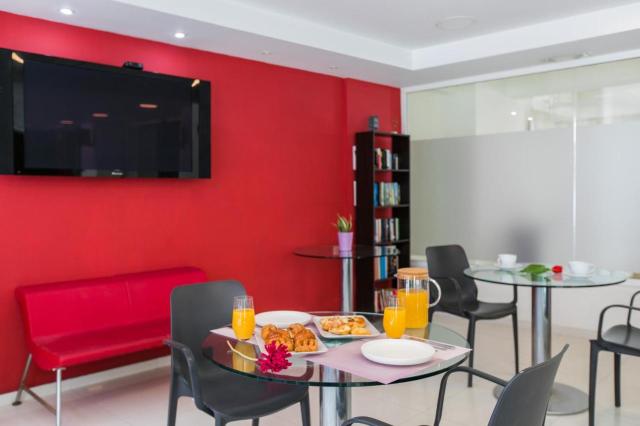 Cosmos Hotel Over view