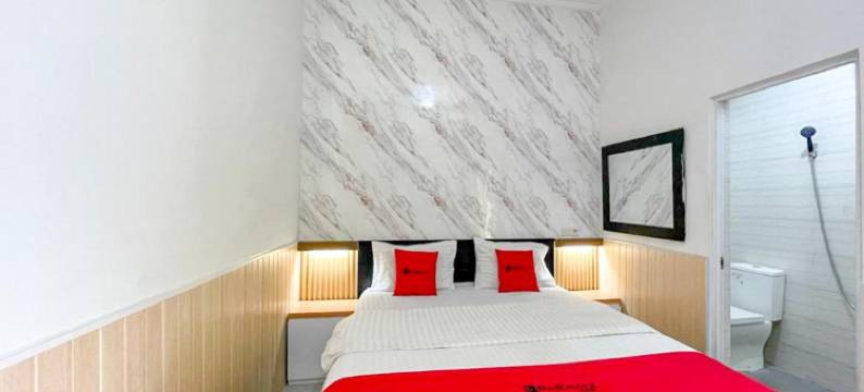 红门伊斯兰教Plus-靠近巴纽旺宜机场(RedDoorz Syariah Plus Near Banyuwangi Airport)图片