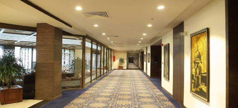 迪菲斯莱雅高尔夫乡村俱乐部酒店(Defence Raya Golf & Country Club)图片