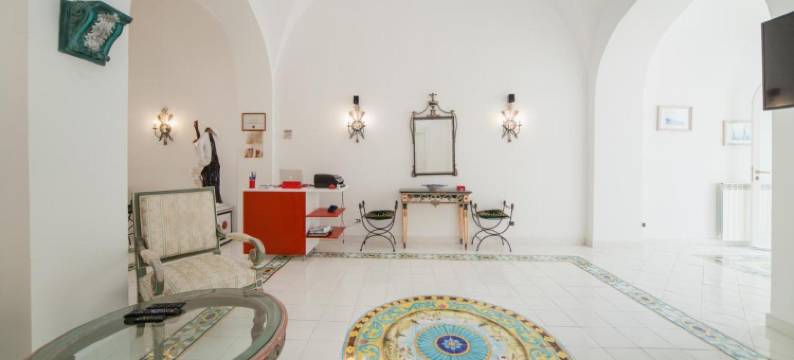 维拉科雷卡普里(Villacore Capri)图片