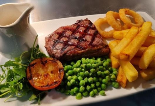 The Pelican InnHotel Overview