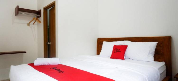 红多兹伊斯兰酒店-近三宝垄克拉皮亚克收费站出口(RedDoorz Syariah Near Exit Tol Krapyak Semarang)图片