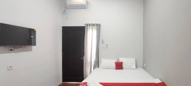 RedDoorz Near Graha Saba Buana 2图片