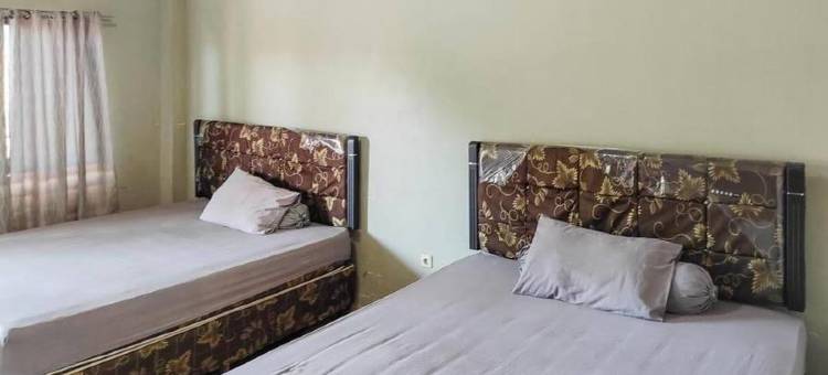 OYO 93051 Wisma Syariah Buloe Near Lapangan Abubakar Lambogo Batili Enrekang图片