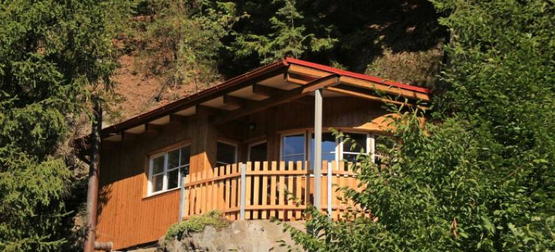 Malbenka - Chata na skale Pod Hradem Kokorin图片