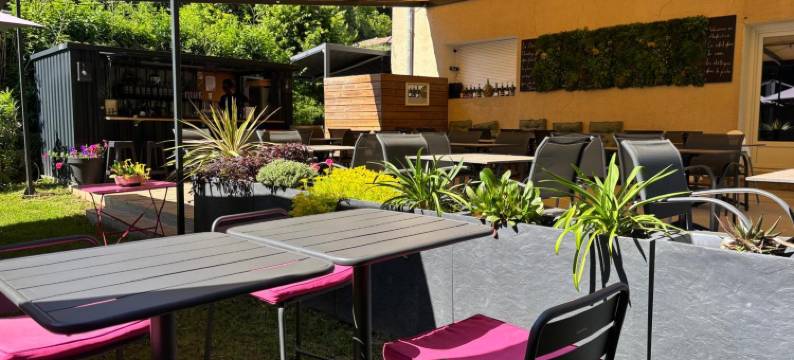 迪斯瑞德酒店(Hôtel Restaurant la Désirade)图片