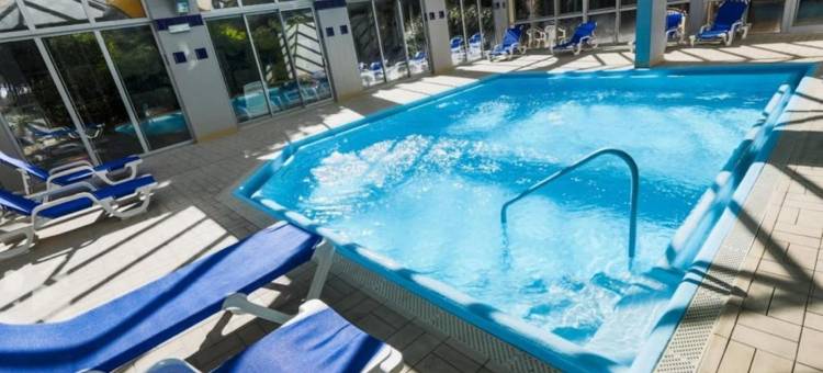 宜必思赛特巴拉吕克莱班安康水疗酒店(Ibis Sète Balaruc les Bains Bien-être et Spa)图片