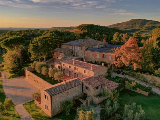 博尔戈圣特安布罗吉奥度假村