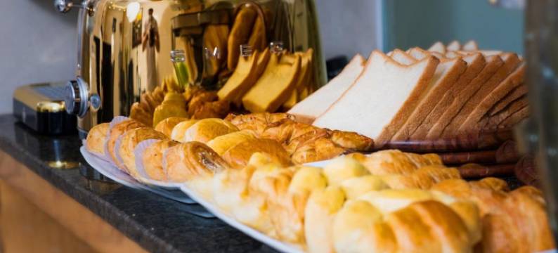 嘉于伊酒店(Gia Huy Hotel)图片