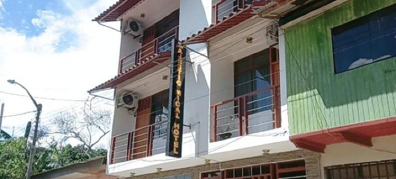 Majestic Mical图片