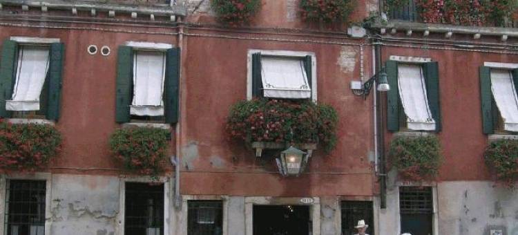 安提卡罗坎达蒙提酒店(Antica Locanda Montin)图片