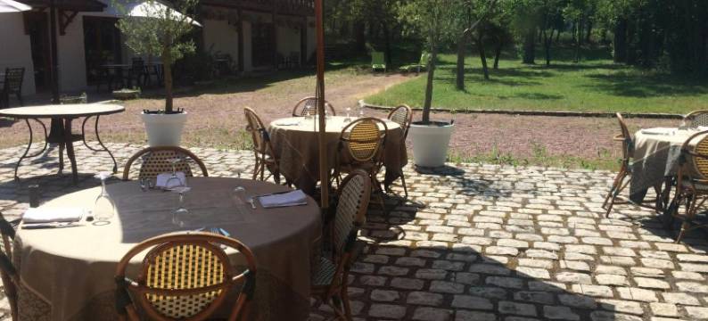 佛姆奥克斯比齐斯酒店(La Ferme Aux Biches)图片