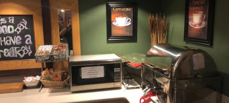 科迪美吟温德姆酒店(AmericInn by Wyndham Cody)图片