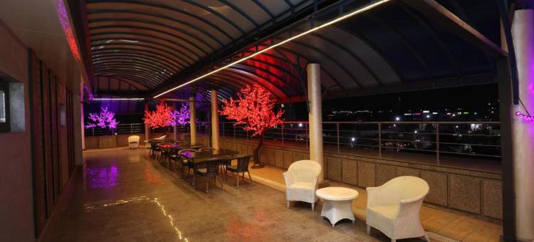 奇诺尔酒店(Chlnor Hotel)图片