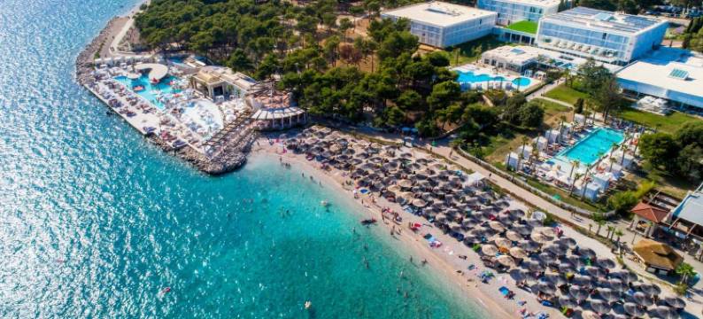 阿玛德里亚公园豪华海滩移动房屋(Amadria Park Deluxe Mobile Home)图片