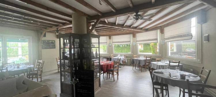 杜卡那德餐厅酒店(Logis - Hôtel Restaurant du Canard)图片