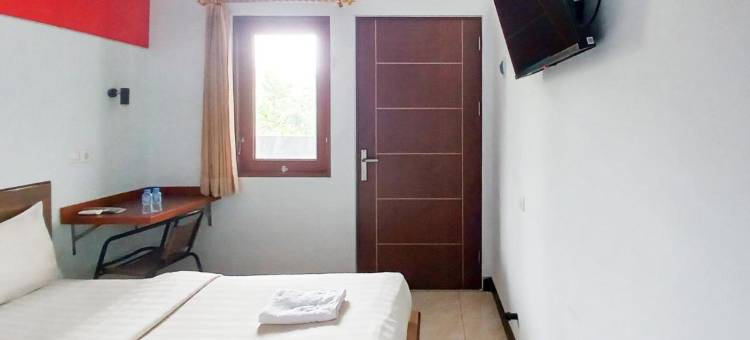 格拉哈玛丽娜红帕特纳酒店-近玛丽娜广场(Graha Marina RedPartner near Plaza Marina)图片