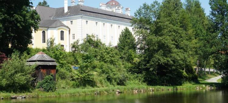 罗西瑙城堡高级酒店(Schlosshotel Rosenau Superior)图片
