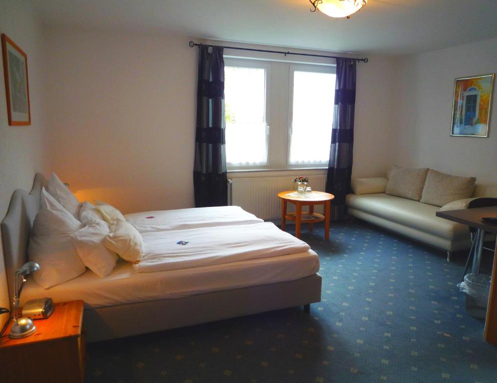 Hotel Abalone Over view