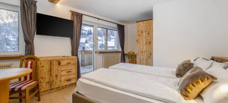 拉蒙酒店(Hotel Ramon)图片