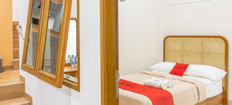 OYO 94026 乌玛·阿尔达家乡(RedDoorz at Uma Arda Hometown)图片