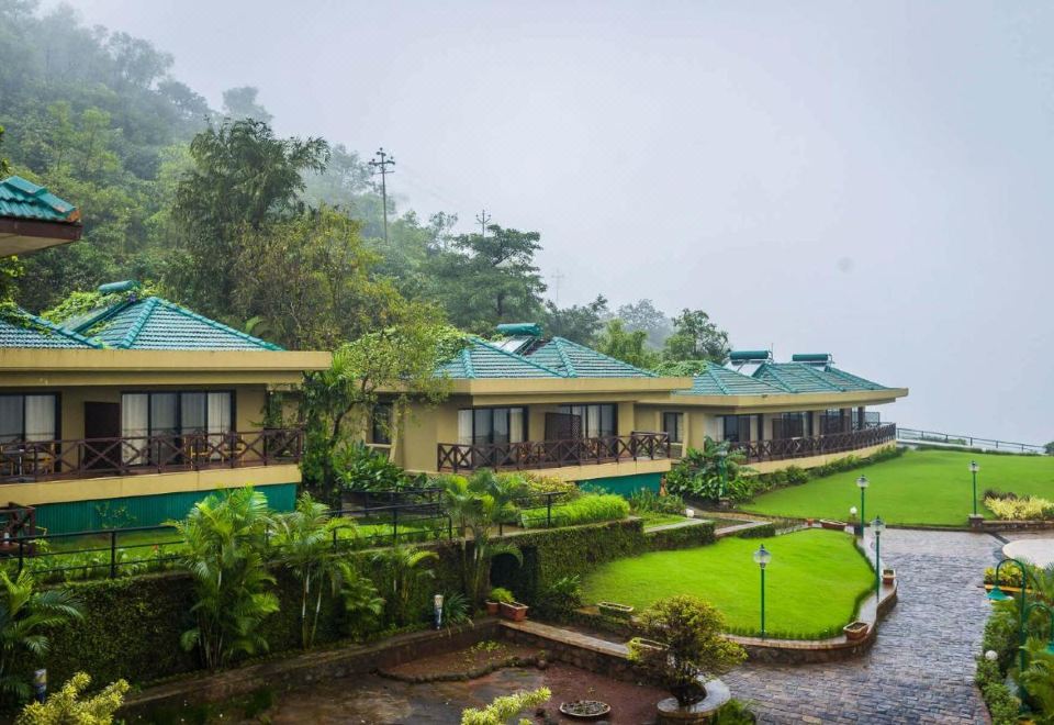 Upper Deck Resort - Highest Peak, LonavalaHotel Overview