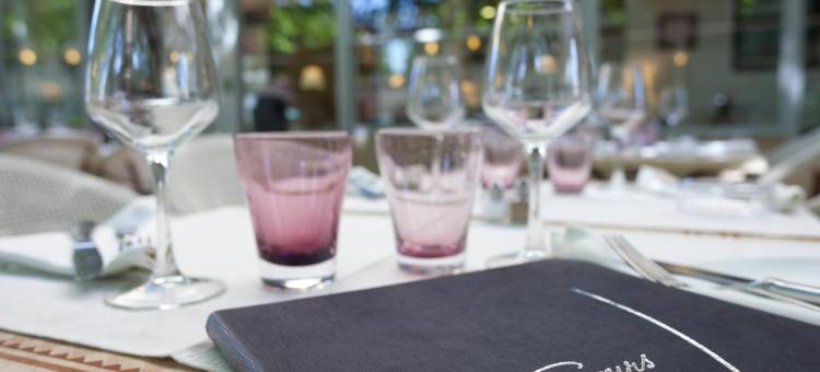 库尔餐厅酒店(Logis Hôtel Restaurant le Cours)图片