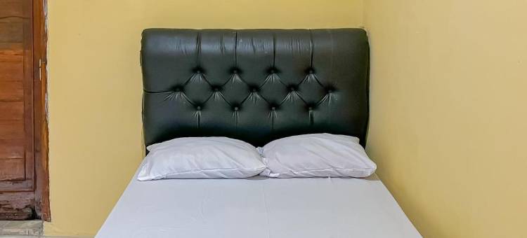 Penginapan Diar Near Pantai Santolo Mitra RedDoorz图片