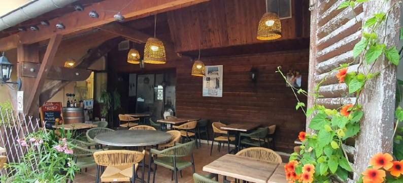 可里佩利城堡酒店餐厅(Hotel Restaurant la Creperie du Chateau)图片