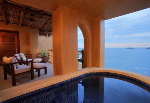 Cala de Mar Resort & Spa Ixtapa Hotel Overview